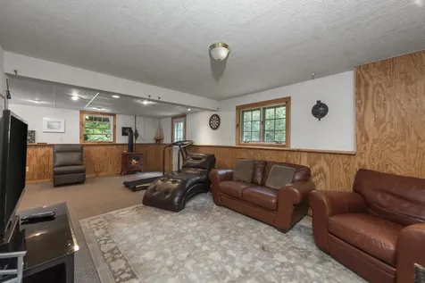 35 Westwood Drive Tilton NH 03276