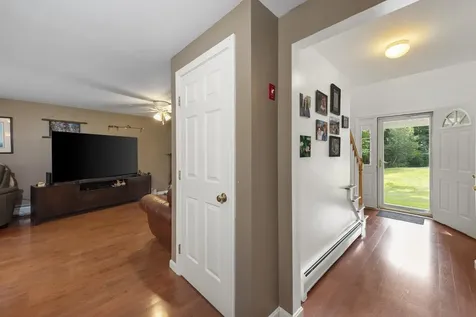 35 Westwood Drive Tilton NH 03276