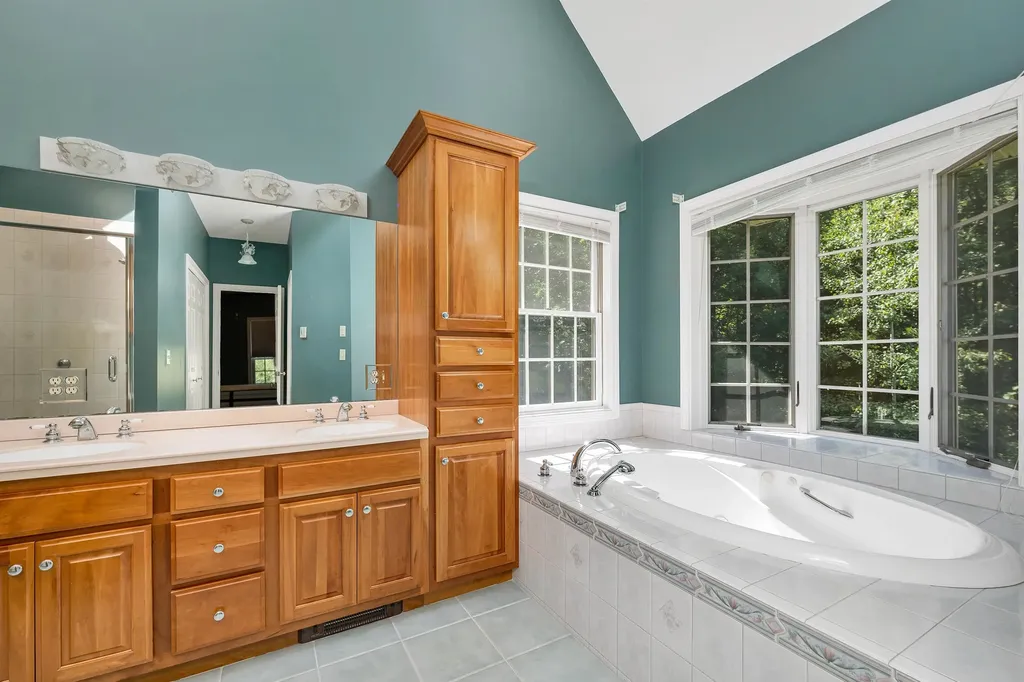 532 Northwest Road Canterbury NH 03224