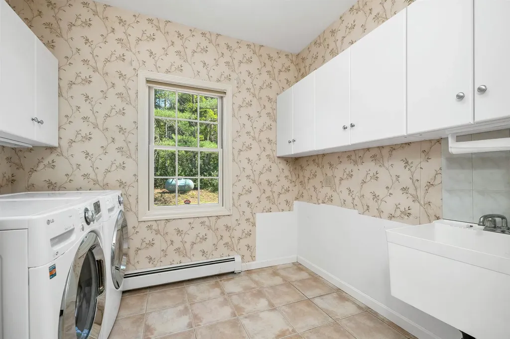 532 Northwest Road Canterbury NH 03224