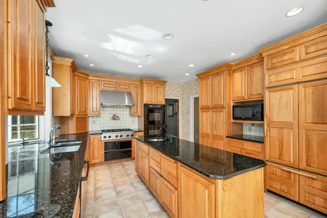 532 Northwest Road Canterbury NH 03224