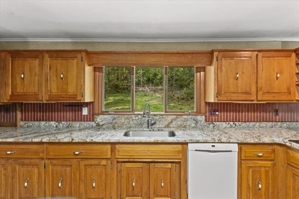 422 Center Road Middlesex VT 05602
