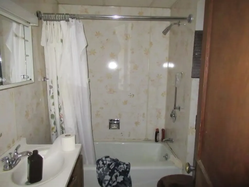 22 Tunnel Street Readsboro VT 05350