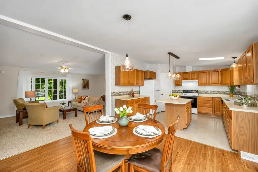 14 Moultrie Drive Wolfeboro NH 03894
