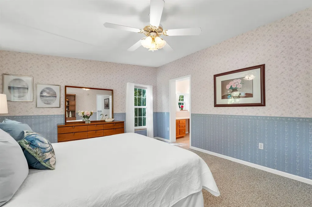 14 Moultrie Drive Wolfeboro NH 03894