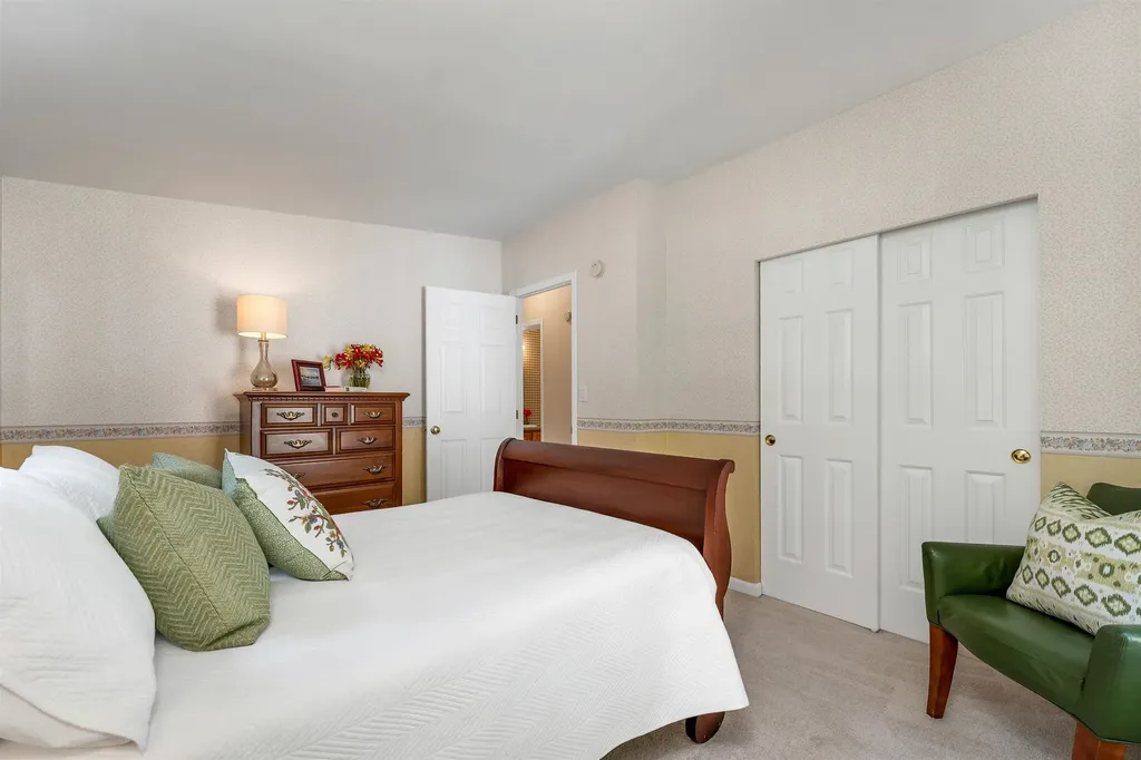 14 Moultrie Drive Wolfeboro NH 03894