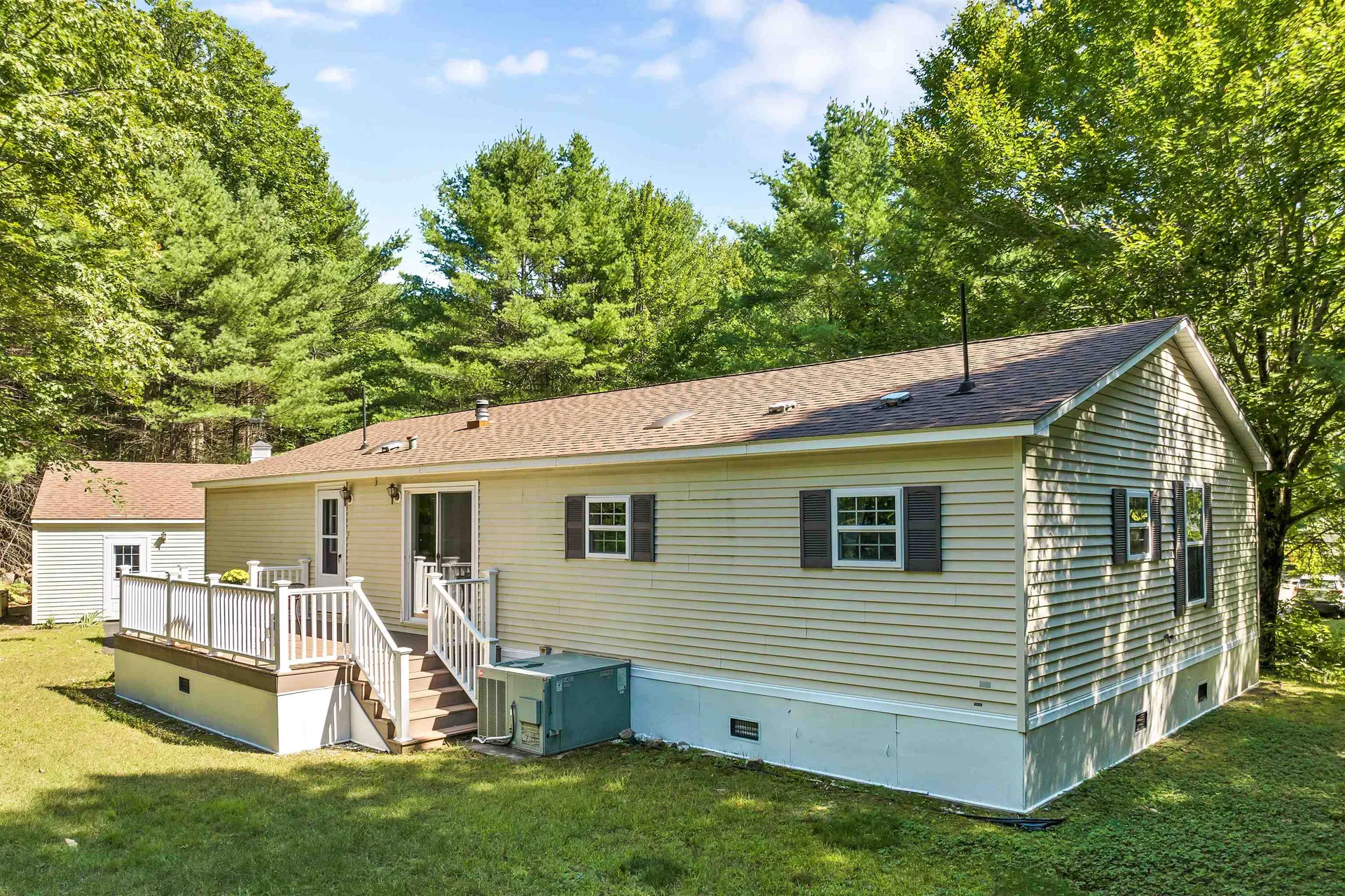 14 Moultrie Drive Wolfeboro NH 03894