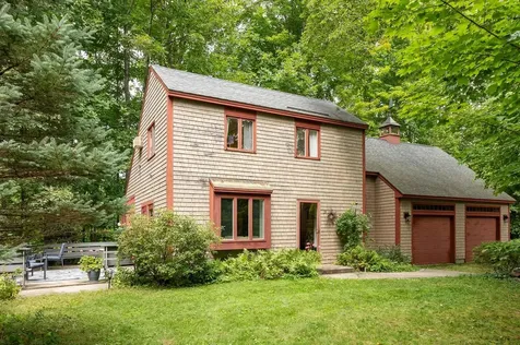 20 North Road Kensington NH 03833