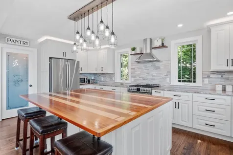 80 Lunt Road Moultonborough NH 03254