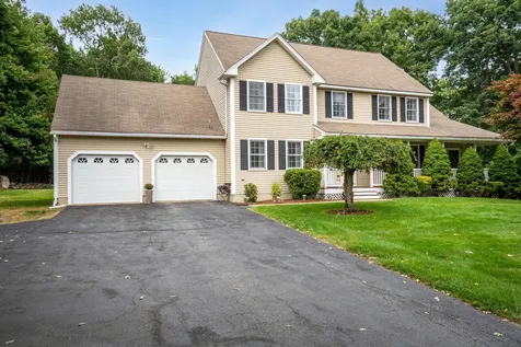 24 Woodbine Drive Londonderry NH 03053