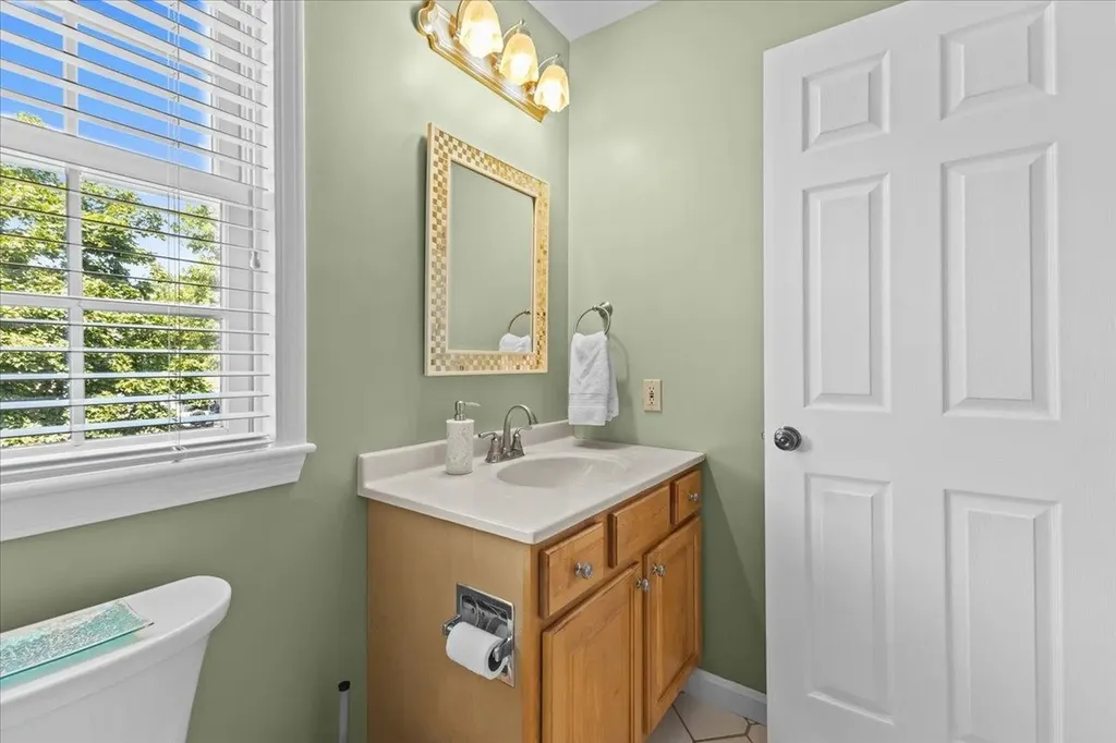 7 Whitcomb Meadows Lane Essex VT 05452