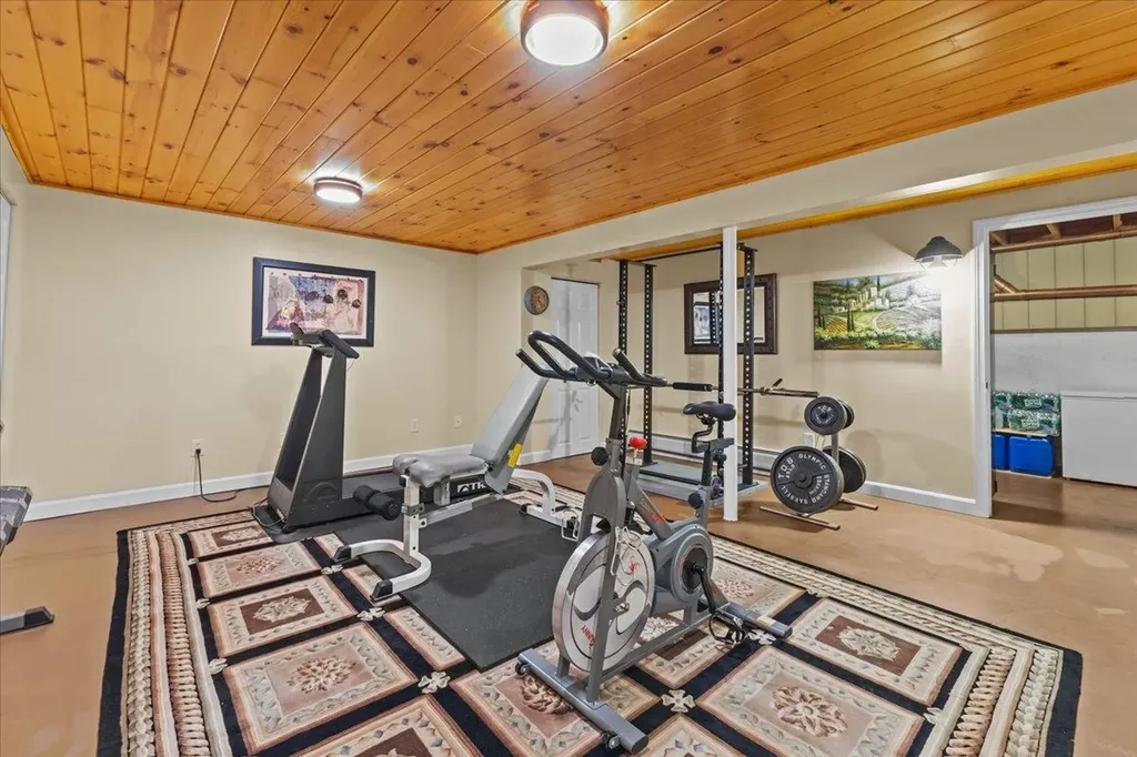 7 Whitcomb Meadows Lane Essex VT 05452
