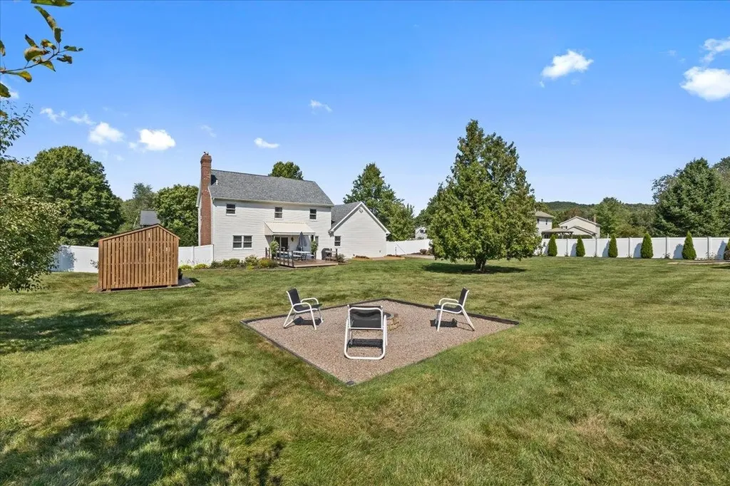 7 Whitcomb Meadows Lane Essex VT 05452