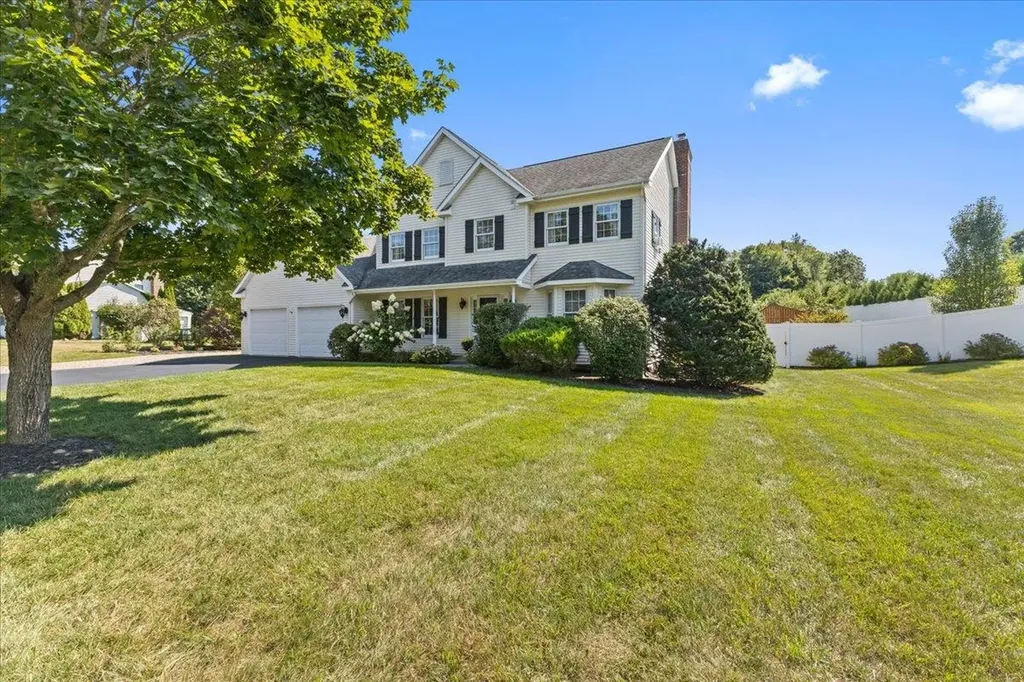 7 Whitcomb Meadows Lane Essex VT 05452