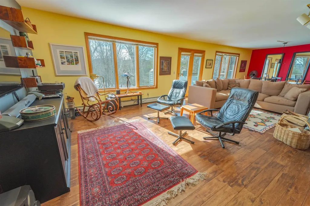 11 Dutchman Lane Wilmington VT 05363