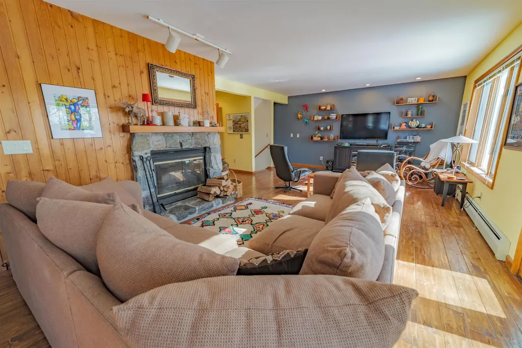 11 Dutchman Lane Wilmington VT 05363