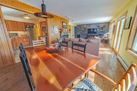 11 Dutchman Lane Wilmington VT 05363