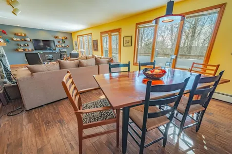 11 Dutchman Lane Wilmington VT 05363