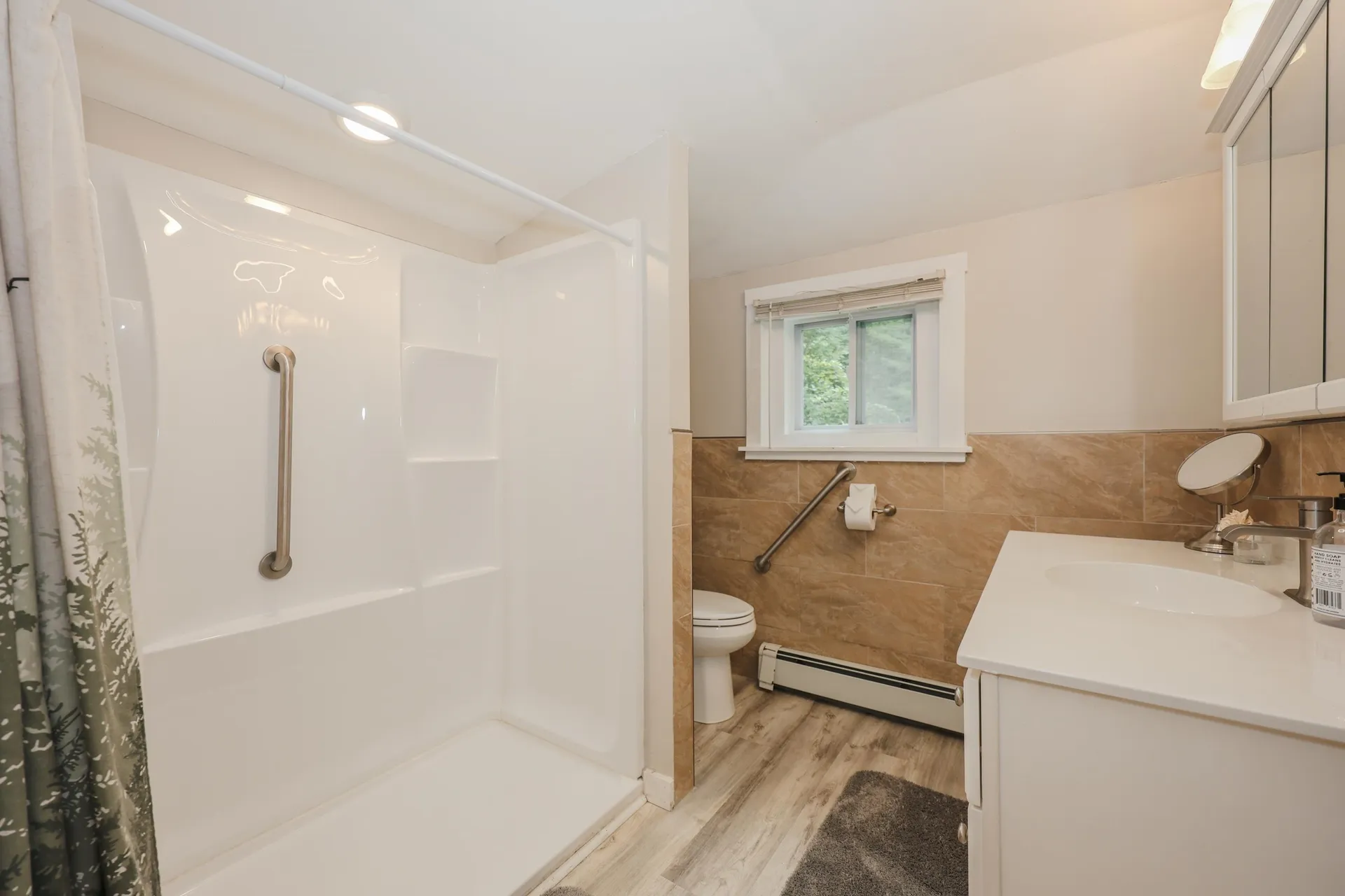 3 Viau Road Windham NH 03087