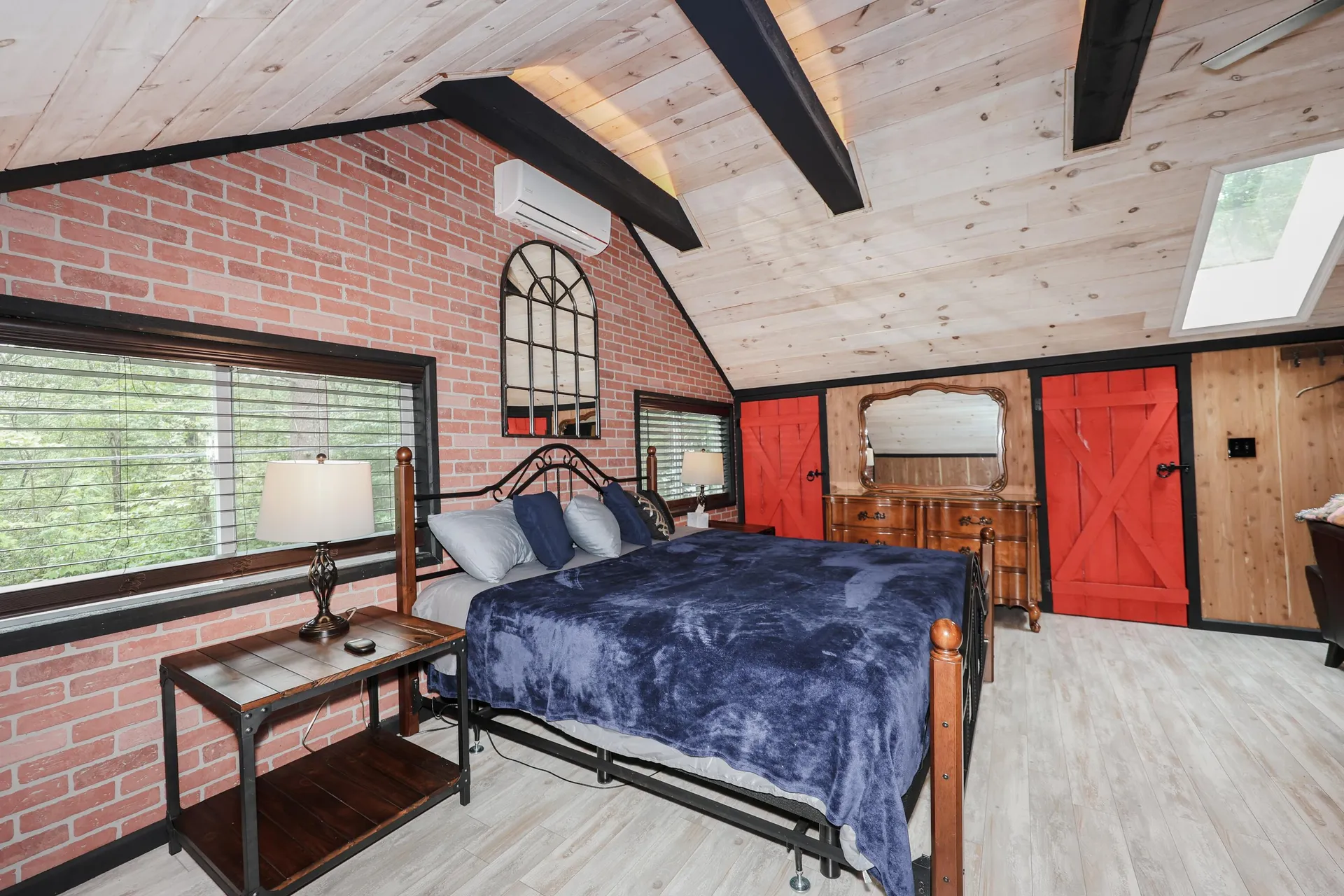 3 Viau Road Windham NH 03087