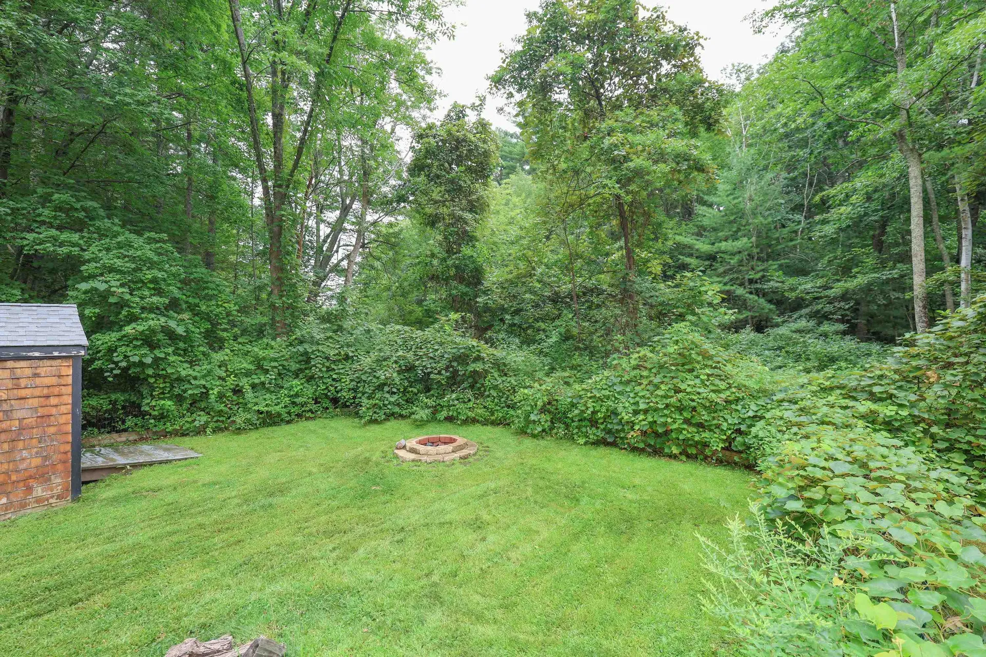 3 Viau Road Windham NH 03087