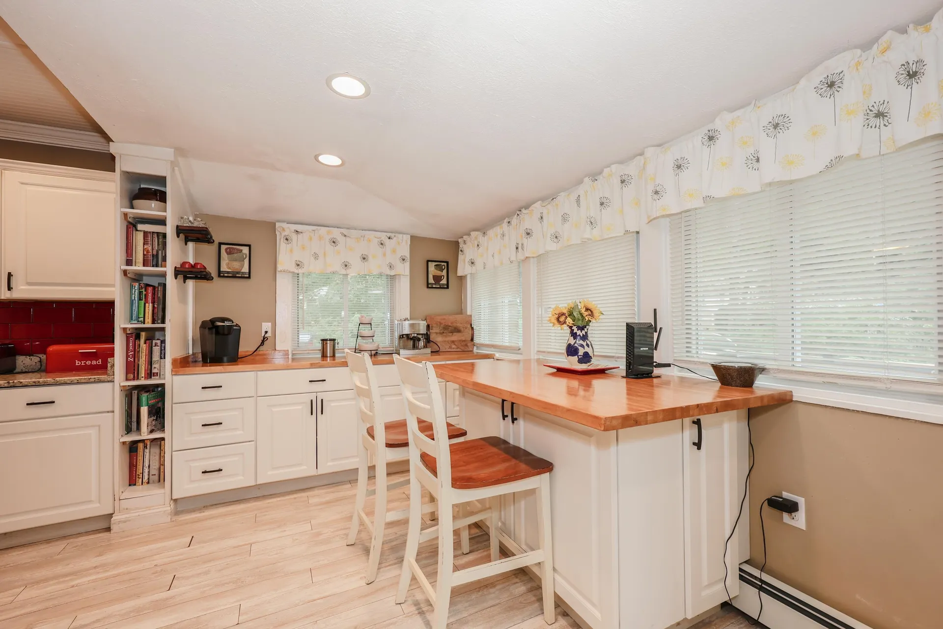 3 Viau Road Windham NH 03087