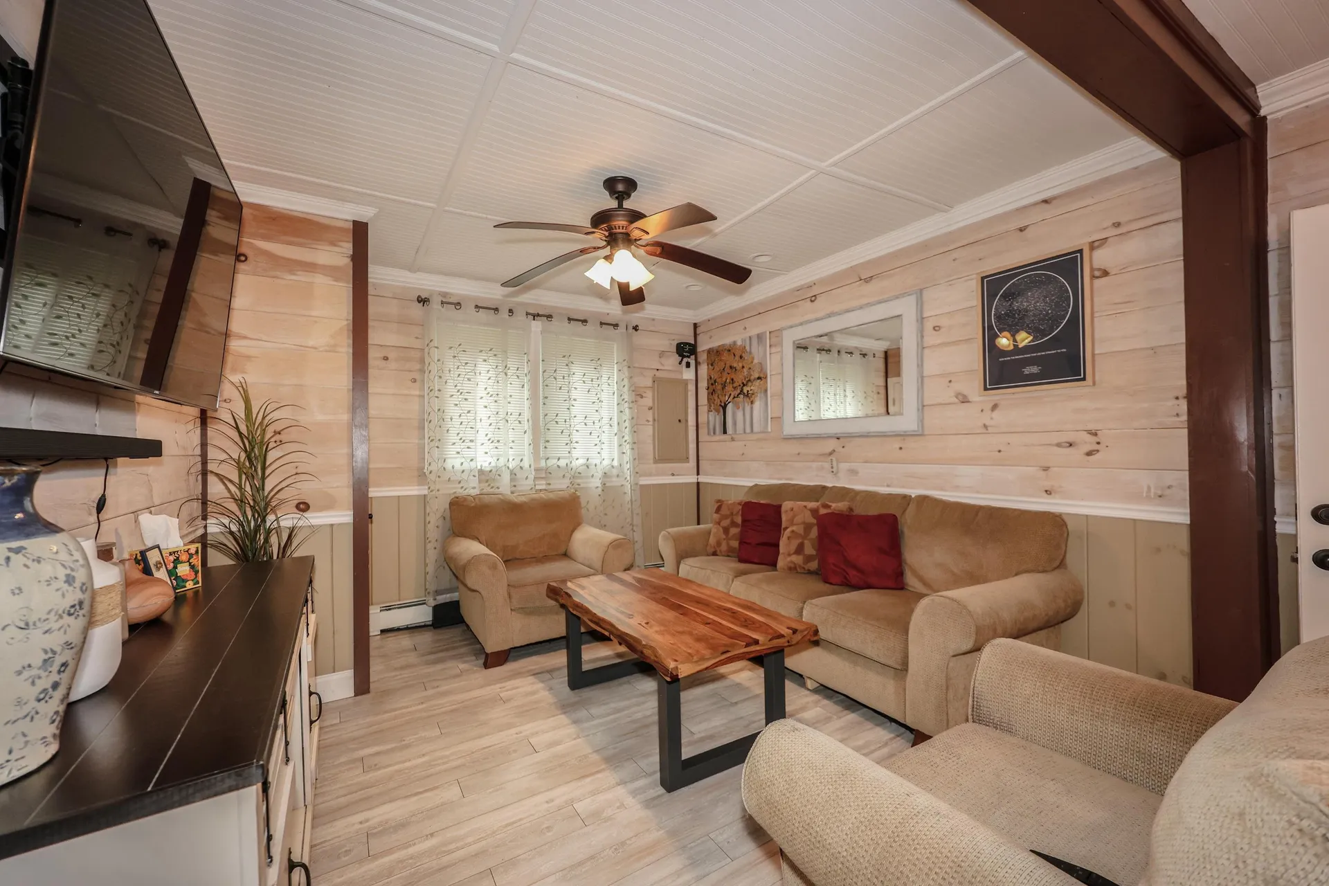 3 Viau Road Windham NH 03087