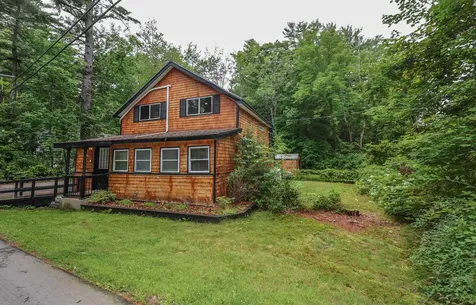 3 Viau Road Windham NH 03087