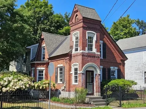 56 Elm At Union Street Keene NH 03431
