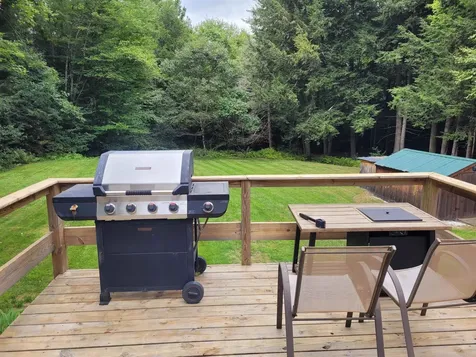 286 Hale Hill Road Swanzey NH 03446