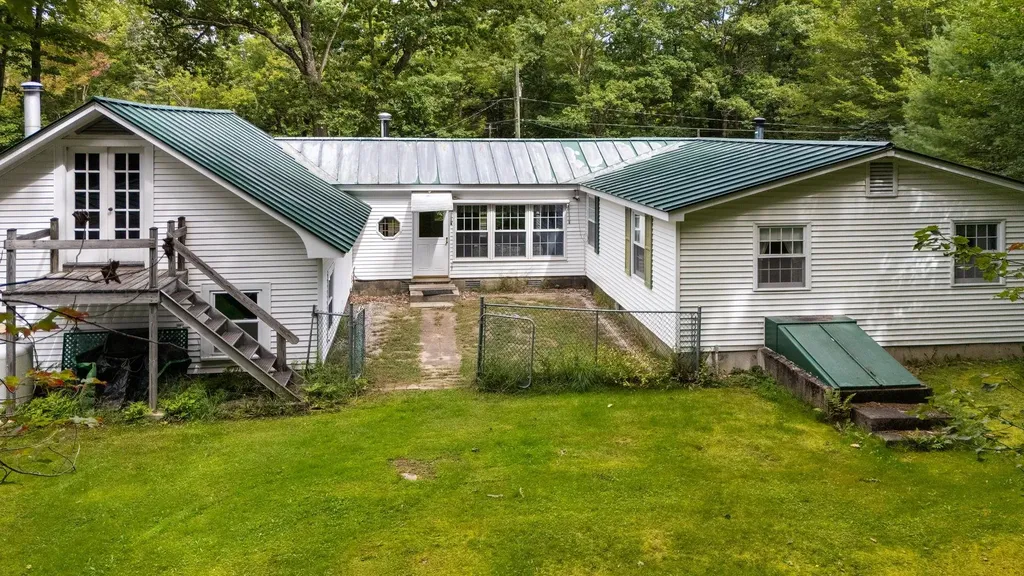 540 Route 103 Sunapee NH 03782