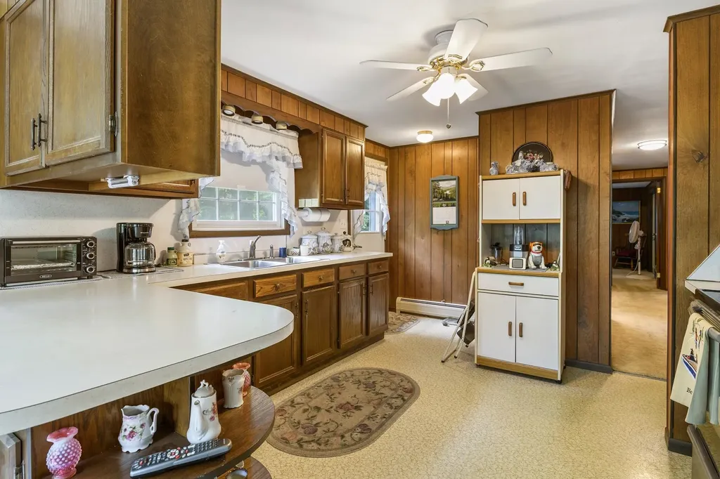 540 Route 103 Sunapee NH 03782