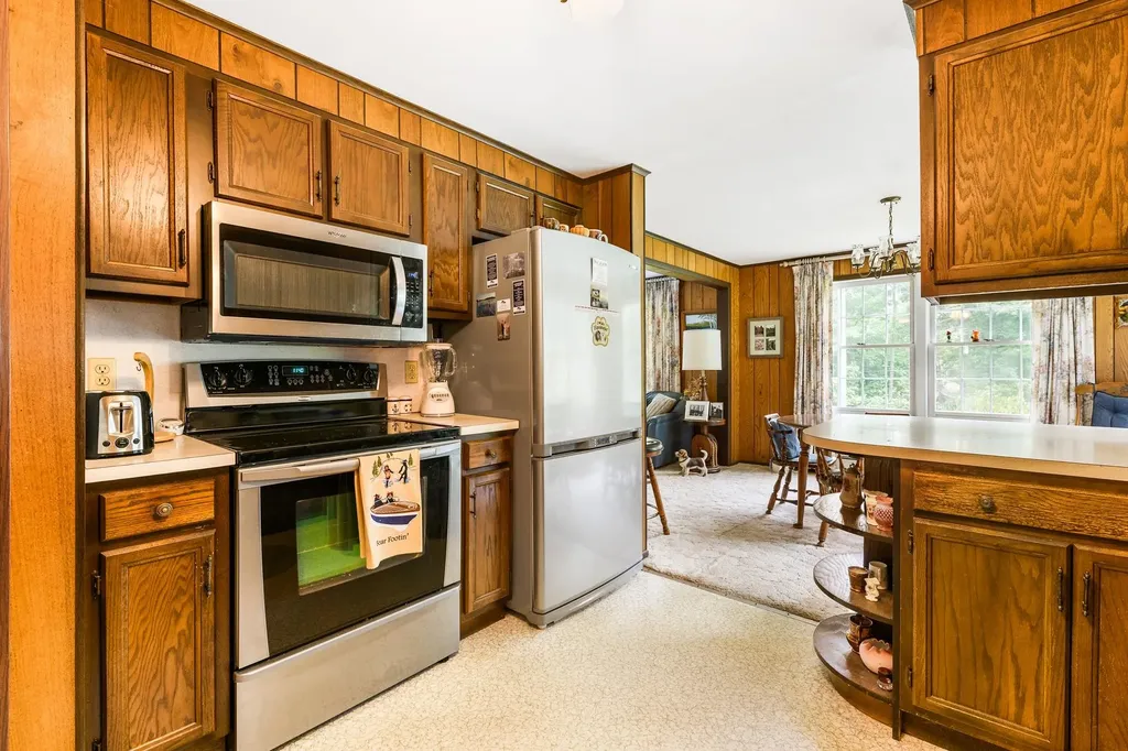 540 Route 103 Sunapee NH 03782