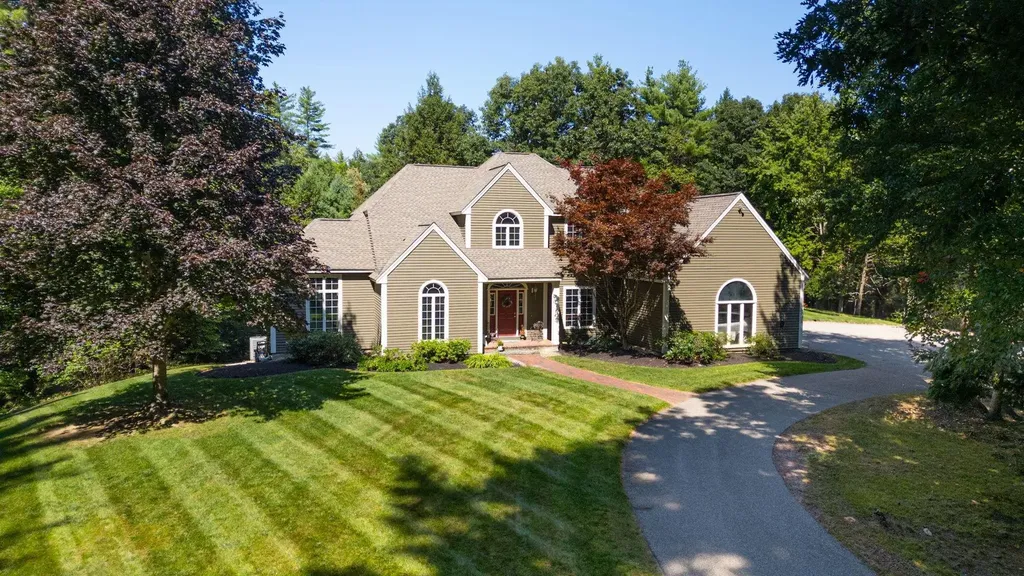 35 N Mason Road Brookline NH 03033