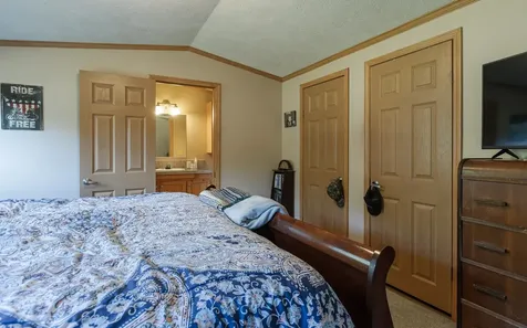 84 Valley Road Walpole NH 03608