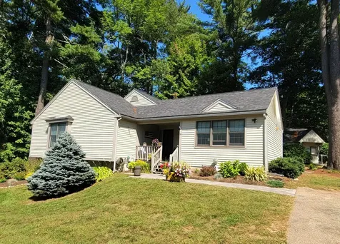 674 Elm Street Laconia NH 03246