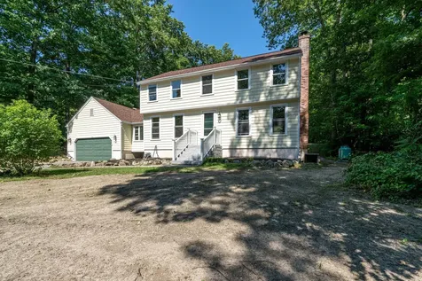 15 Hubbard Hill Road Derry NH 03038