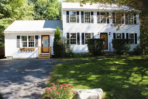 22 Styles Drive Concord NH 03301