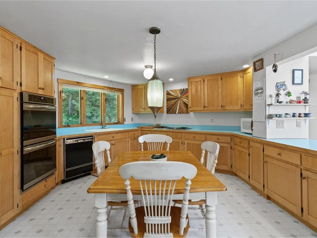 3237 Ripton Road Lincoln VT 05443