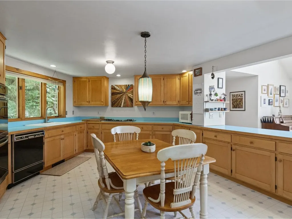 3237 Ripton Road Lincoln VT 05443