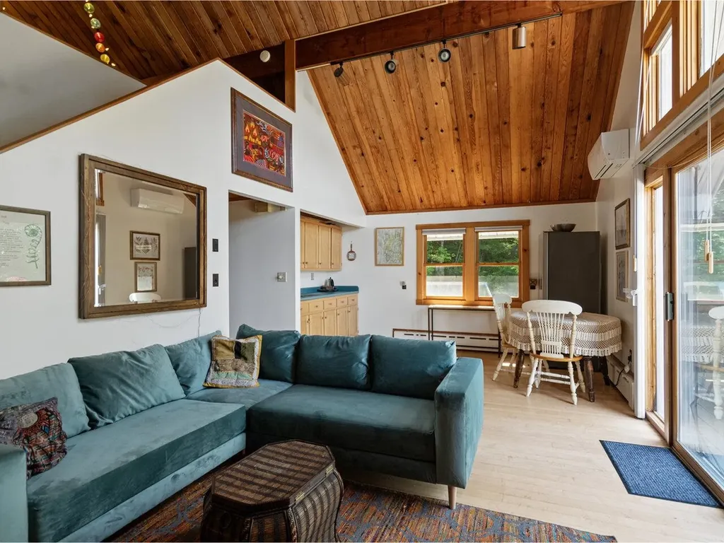 3237 Ripton Road Lincoln VT 05443