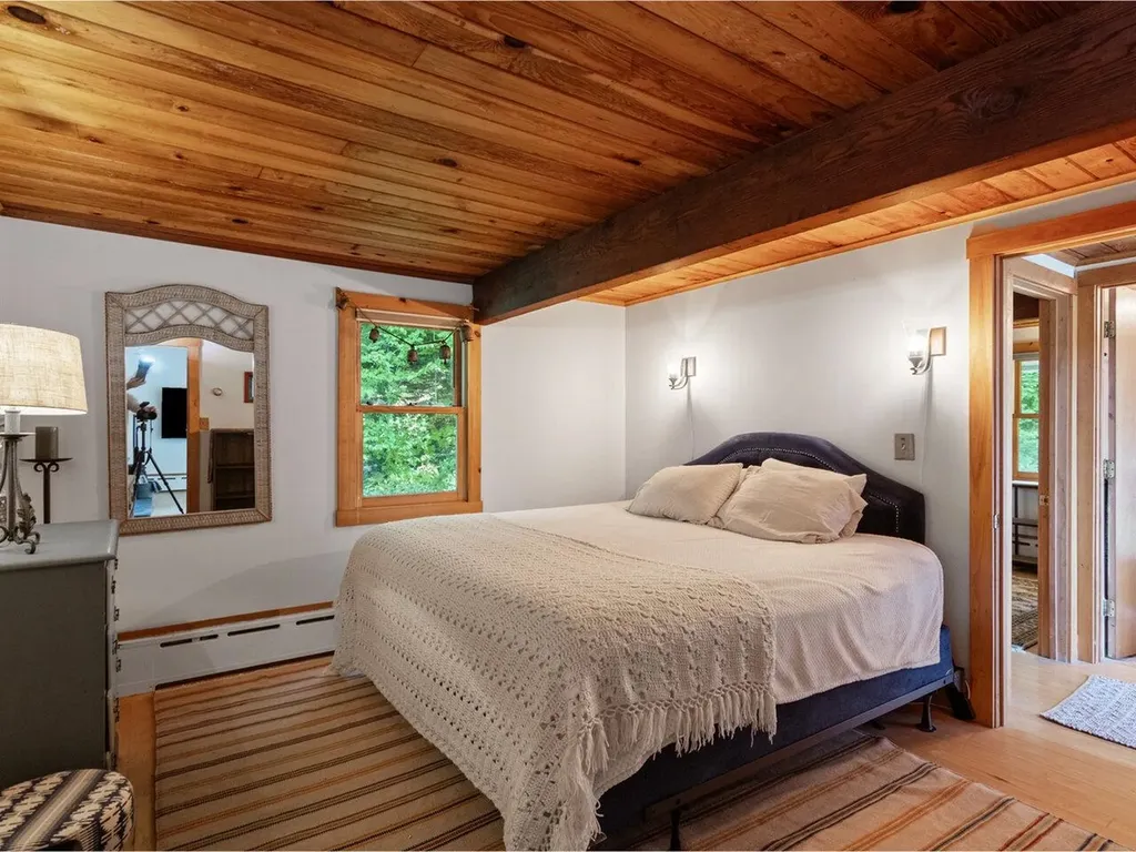 3237 Ripton Road Lincoln VT 05443