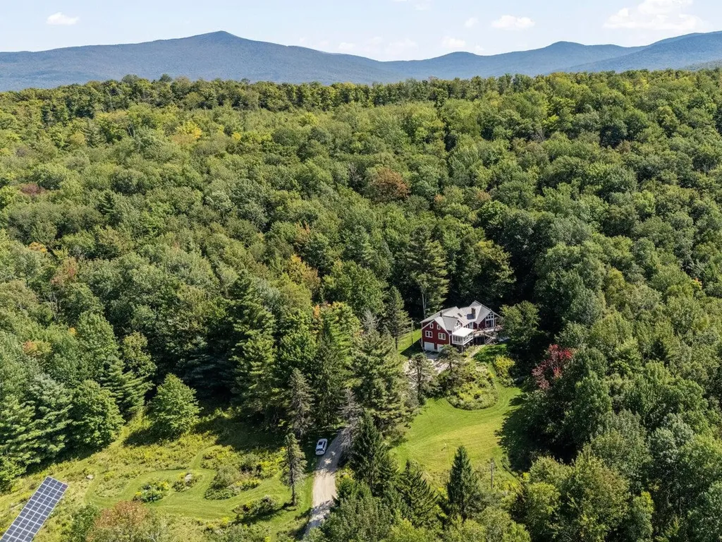 3237 Ripton Road Lincoln VT 05443