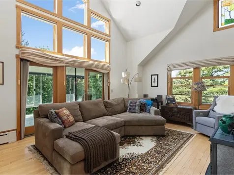 3237 Ripton Road Lincoln VT 05443