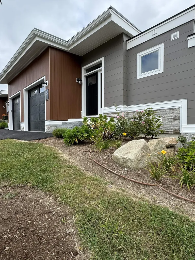 37 Vantage Point Drive Laconia NH 03246