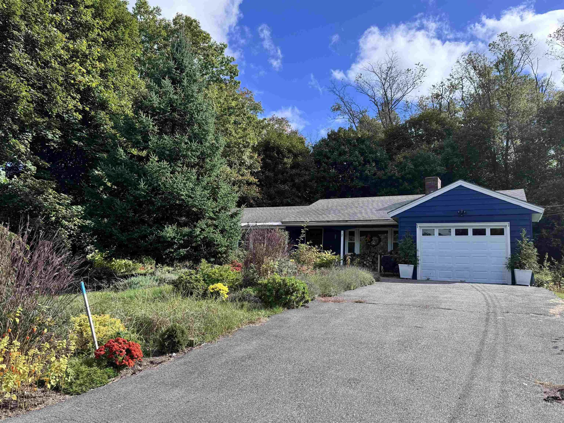 2 Whitcomb Lane Claremont NH 03743