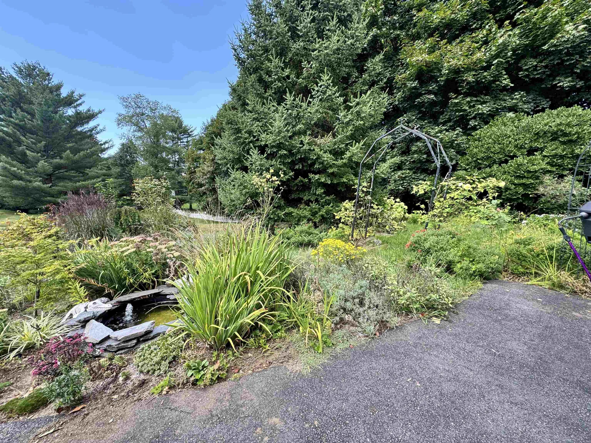 2 Whitcomb Lane Claremont NH 03743