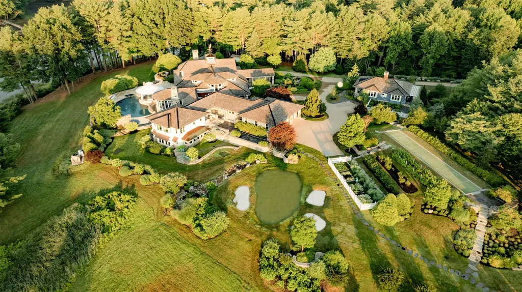 32 Wisteria Drive Dover NH 03820