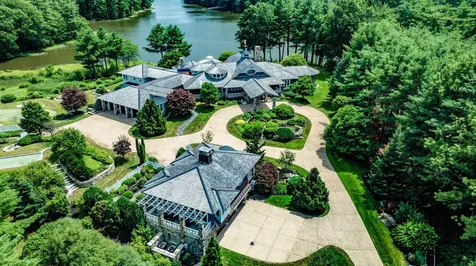 32 Wisteria Drive Dover NH 03820