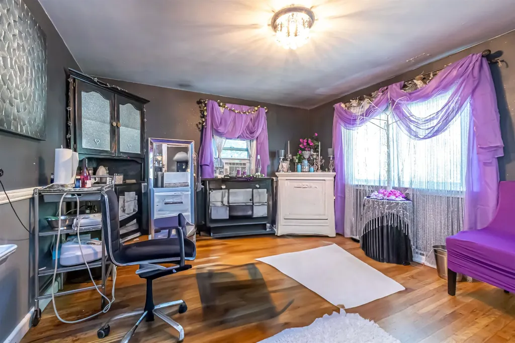 14 Coburn Avenue Pelham NH 03076